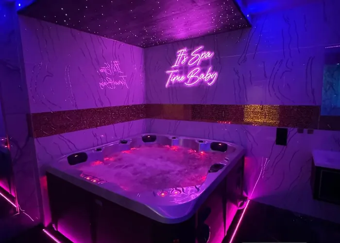 Highfield Private Spa Apartment